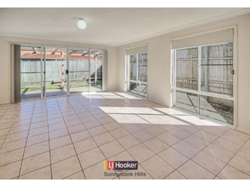 18 Wealth Street, Runcorn QLD 4113