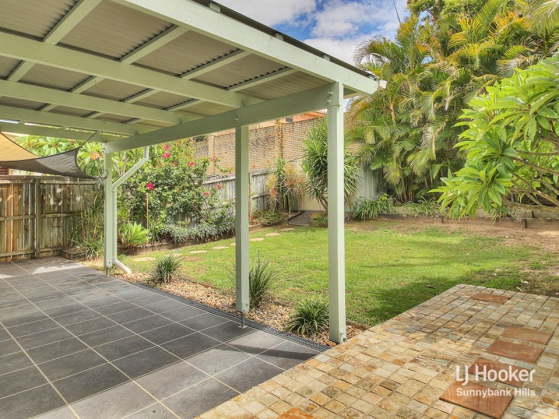 17 Maryland Place, Parkinson QLD 4115