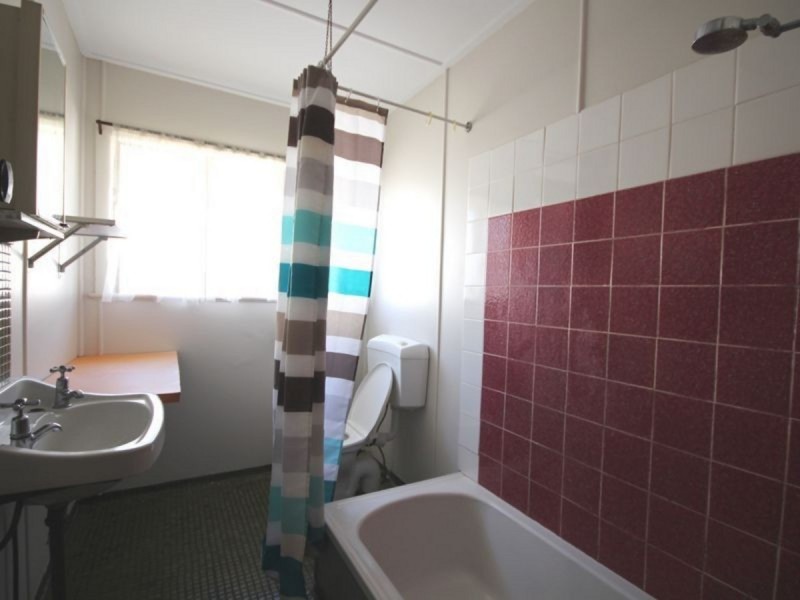 1/17 Woodford Street, Holland Park West QLD 4121