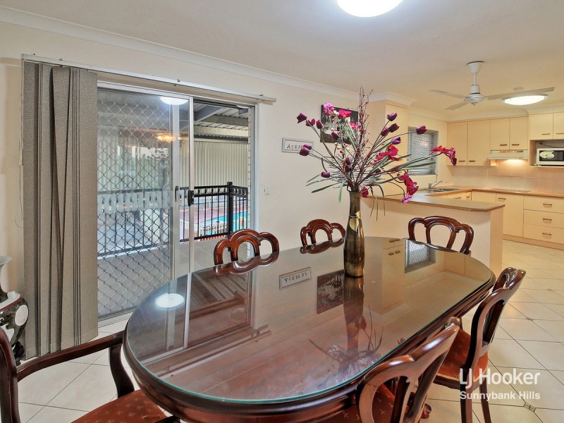 12 Monarda Street, Runcorn QLD 4113