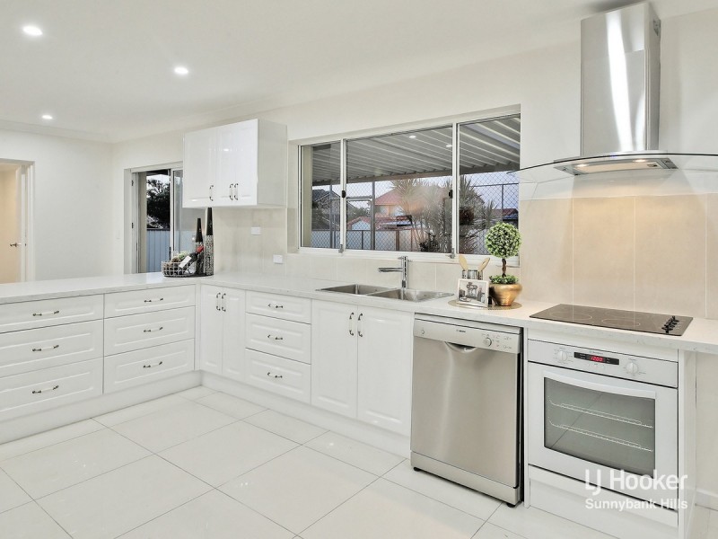 7 Lamona Circuit, Sunnybank Hills QLD 4109