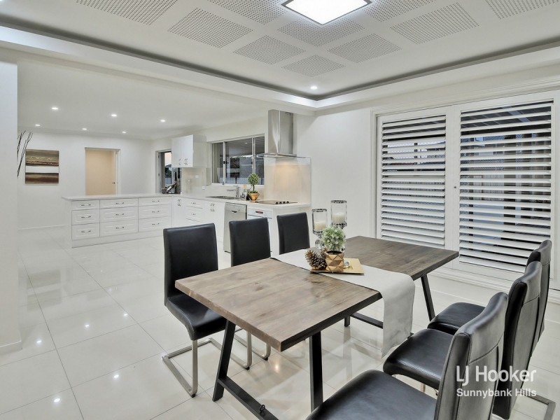 7 Lamona Circuit, Sunnybank Hills QLD 4109