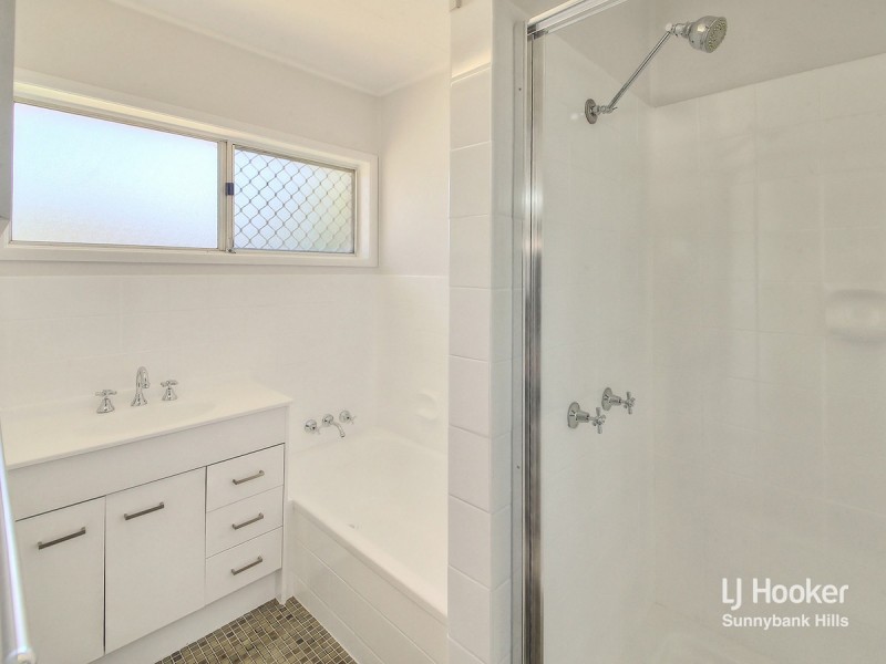 10 Malmrose Street, Wishart QLD 4122