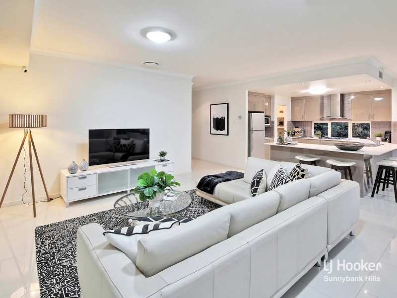 6 Sumayyah Place, Calamvale QLD 4116