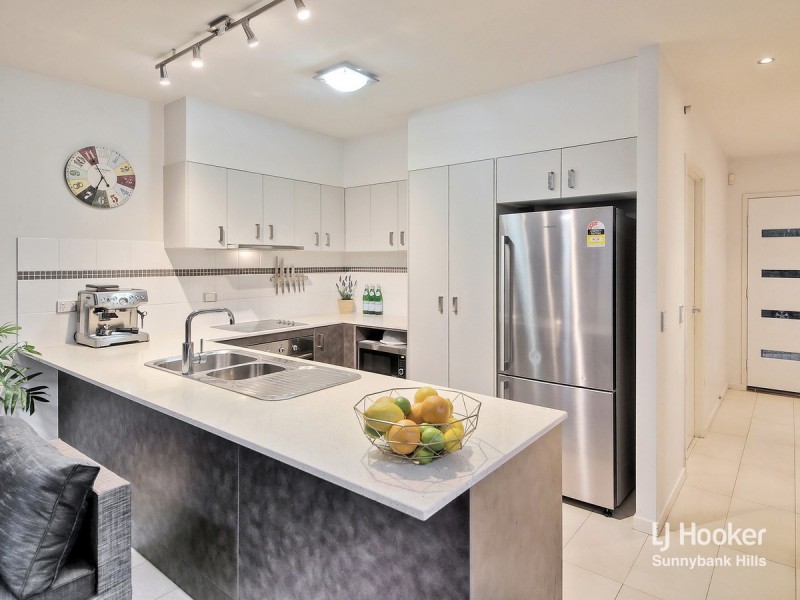 21 Mode Place, Eight Mile Plains QLD 4113