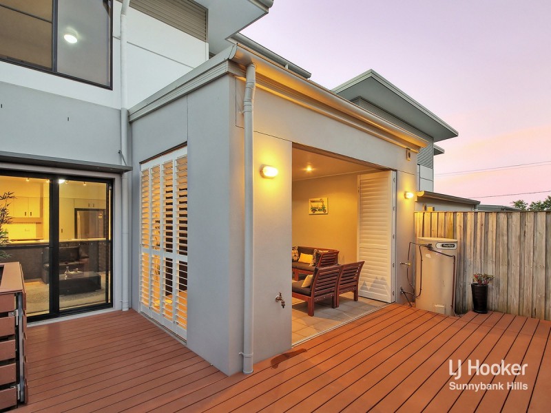 21 Mode Place, Eight Mile Plains QLD 4113