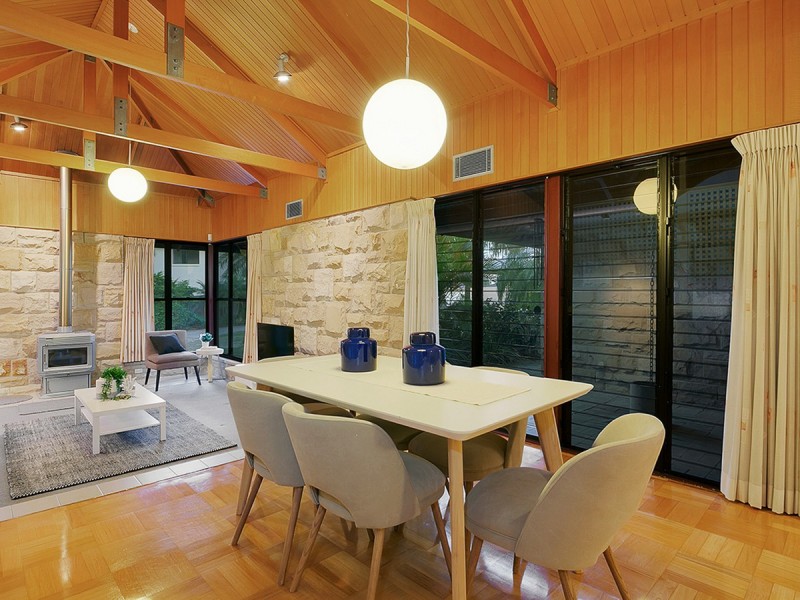 24 Dance Crescent, Eight Mile Plains QLD 4113