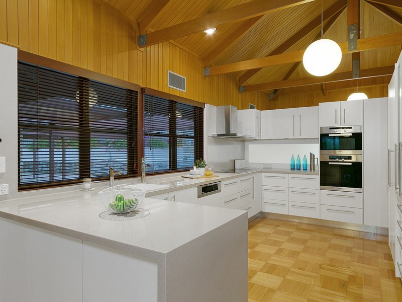 24 Dance Crescent, Eight Mile Plains QLD 4113