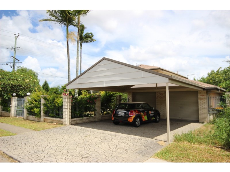 528 Mains Road, Macgregor QLD 4109