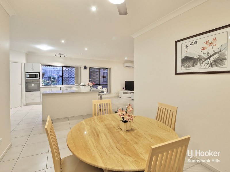 11 Colebrook Crescent, Doolandella QLD 4077