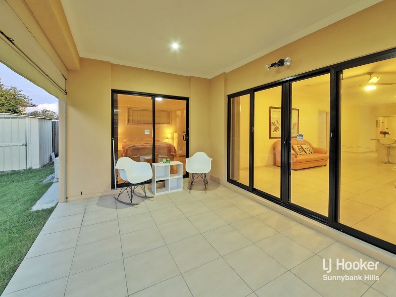 11 Colebrook Crescent, Doolandella QLD 4077