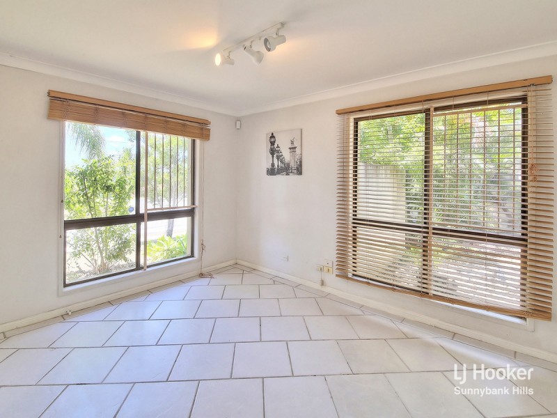 39 Corsloot Street, Regents Park QLD 4118