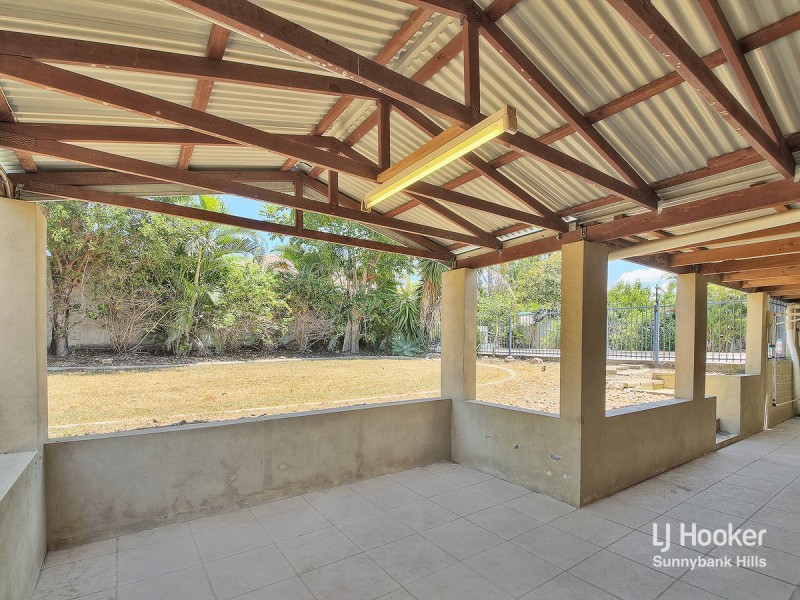 39 Corsloot Street, Regents Park QLD 4118