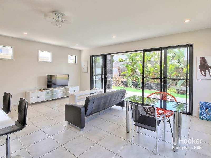 33 McDermott Parade, Rochedale QLD 4123