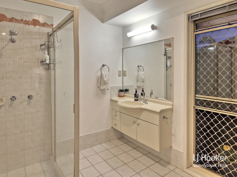 34 Rivergum Place, Calamvale QLD 4116