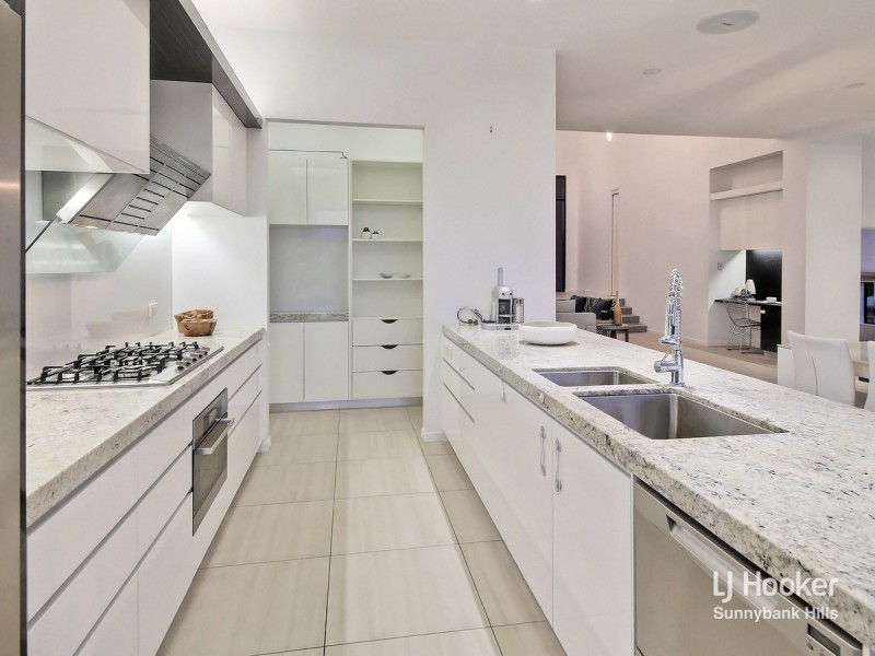 26 Cherrywood Street, Sunnybank Hills QLD 4109