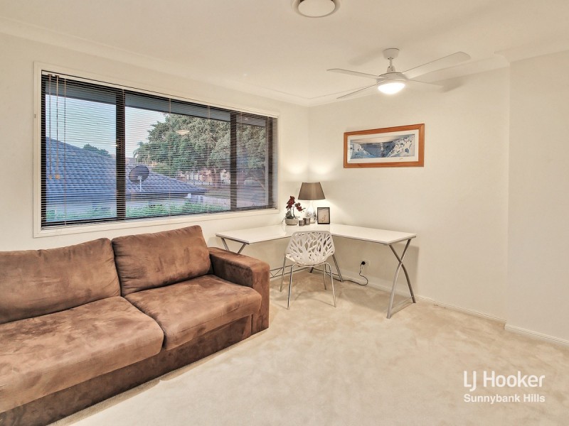 10 Azzure Street, Eight Mile Plains QLD 4113