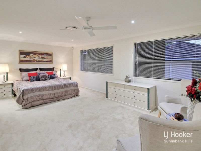 10 Azzure Street, Eight Mile Plains QLD 4113