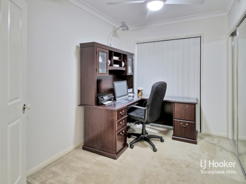 10 Azzure Street, Eight Mile Plains QLD 4113