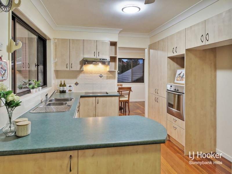 63 Pompadour Street, Sunnybank Hills QLD 4109