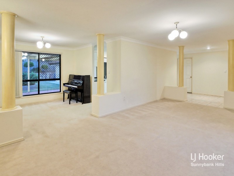 43 Lancaster Circuit, Stretton QLD 4116