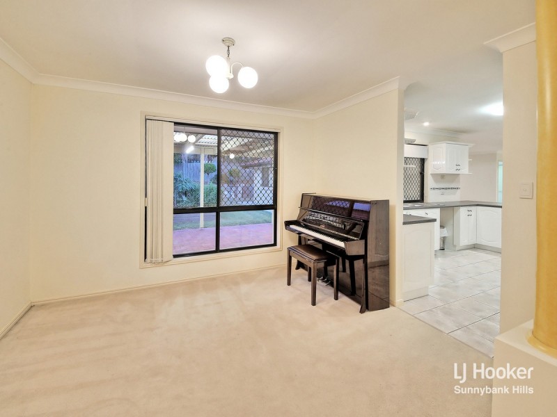 43 Lancaster Circuit, Stretton QLD 4116