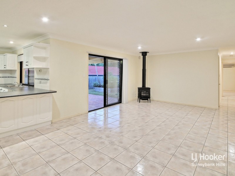 43 Lancaster Circuit, Stretton QLD 4116