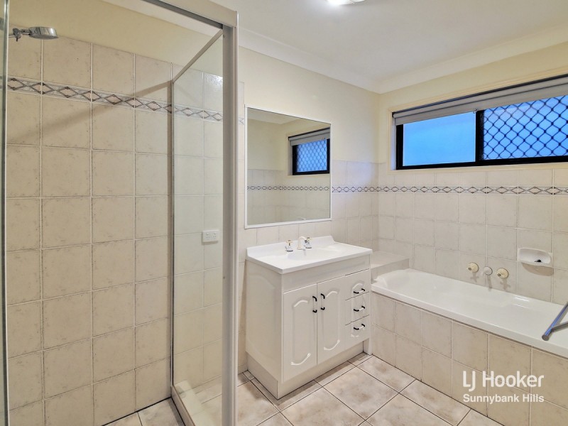 43 Lancaster Circuit, Stretton QLD 4116