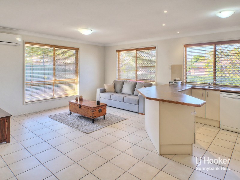 70 Reardon Street, Calamvale QLD 4116