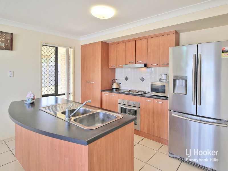12 Holling Close, Kuraby QLD 4112