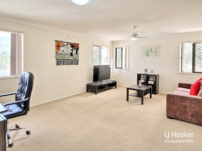 12 Holling Close, Kuraby QLD 4112