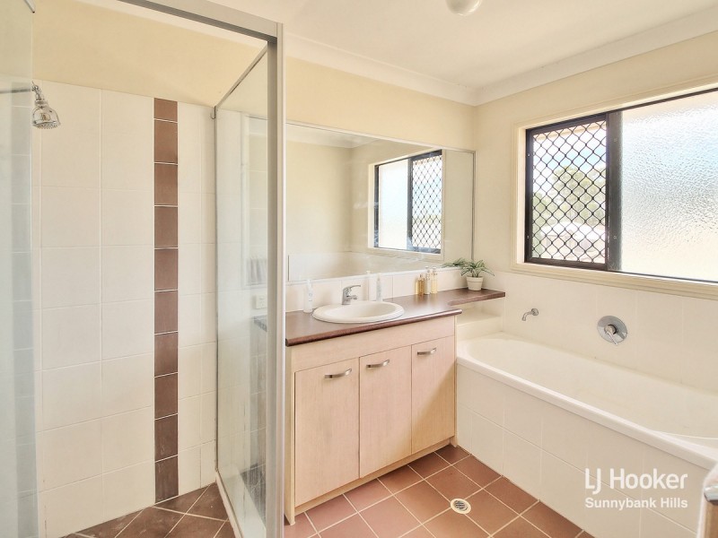 12 Holling Close, Kuraby QLD 4112