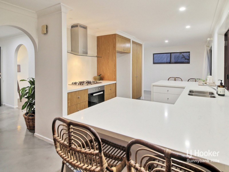 3 Hoover Court, Stretton QLD 4116