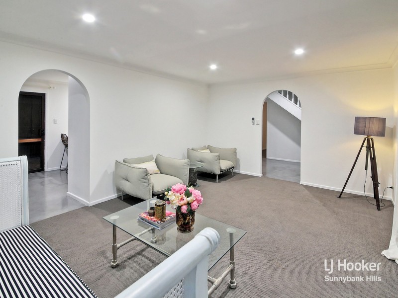3 Hoover Court, Stretton QLD 4116