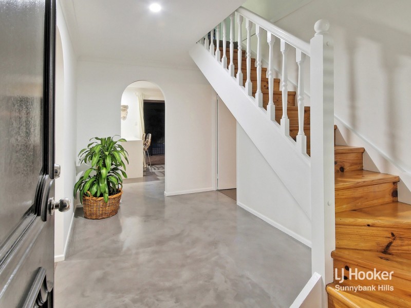 3 Hoover Court, Stretton QLD 4116