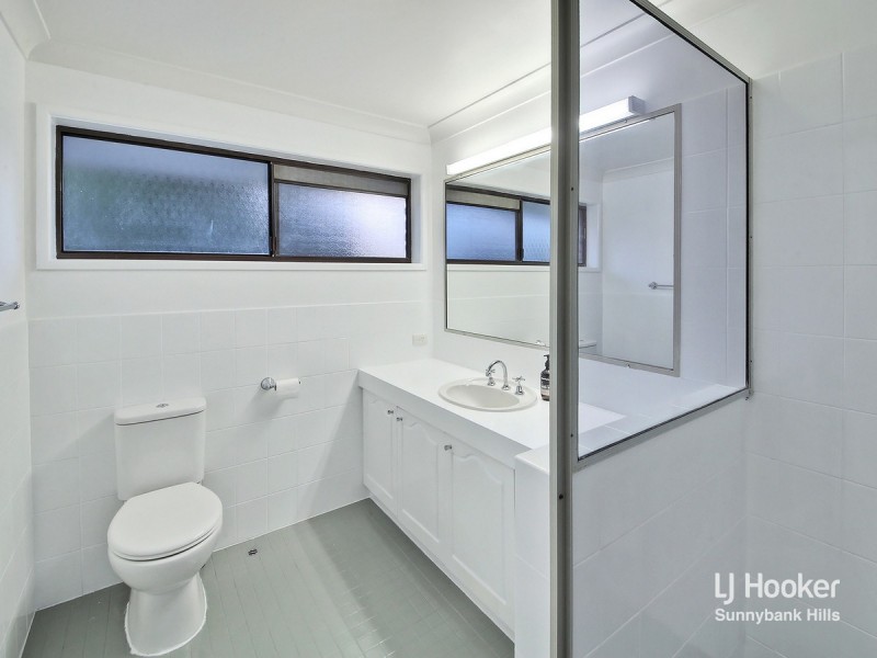 3 Hoover Court, Stretton QLD 4116