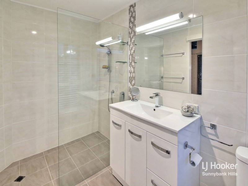 76 Dunedin Street, Sunnybank QLD 4109