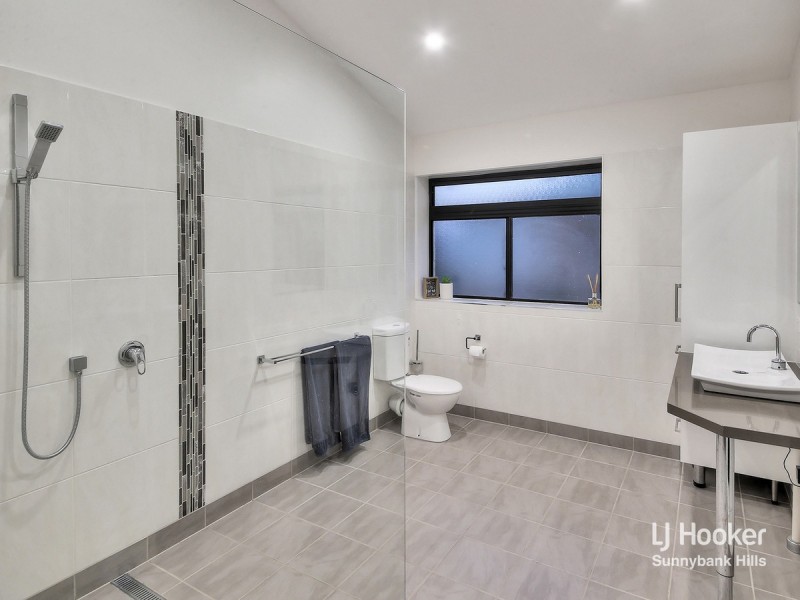 76 Dunedin Street, Sunnybank QLD 4109