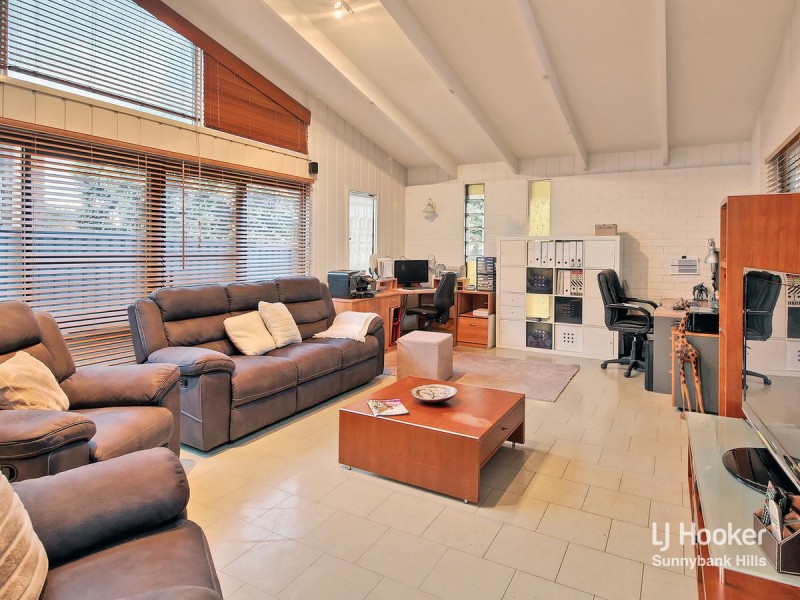 76 Dunedin Street, Sunnybank QLD 4109