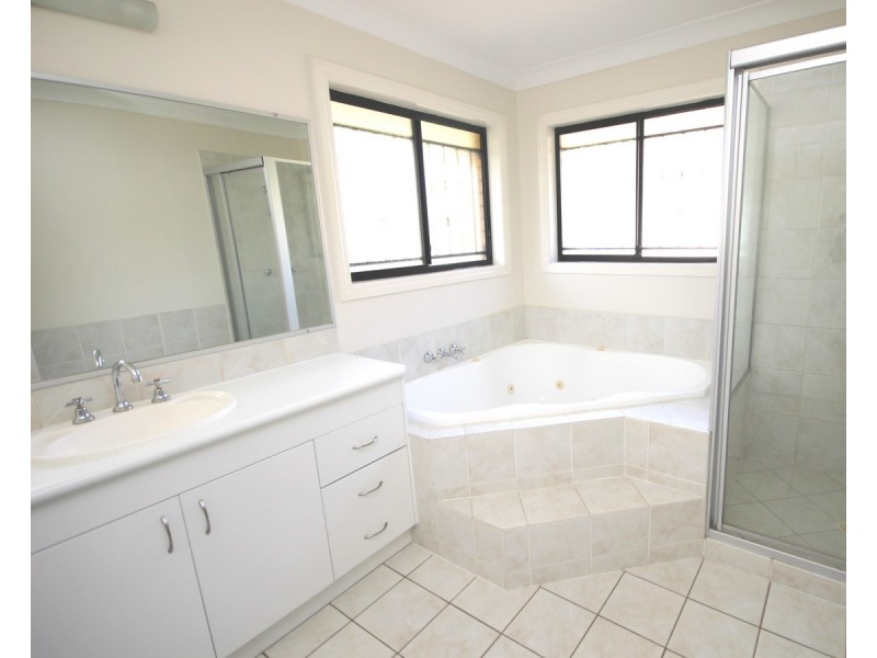 31 Alan Crescent, Eight Mile Plains QLD 4113