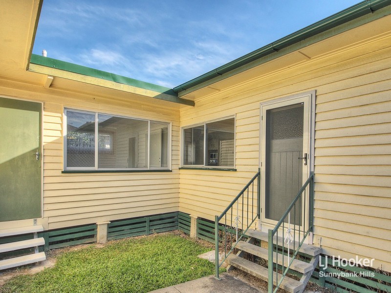 92 Cedar Street, Greenslopes QLD 4120