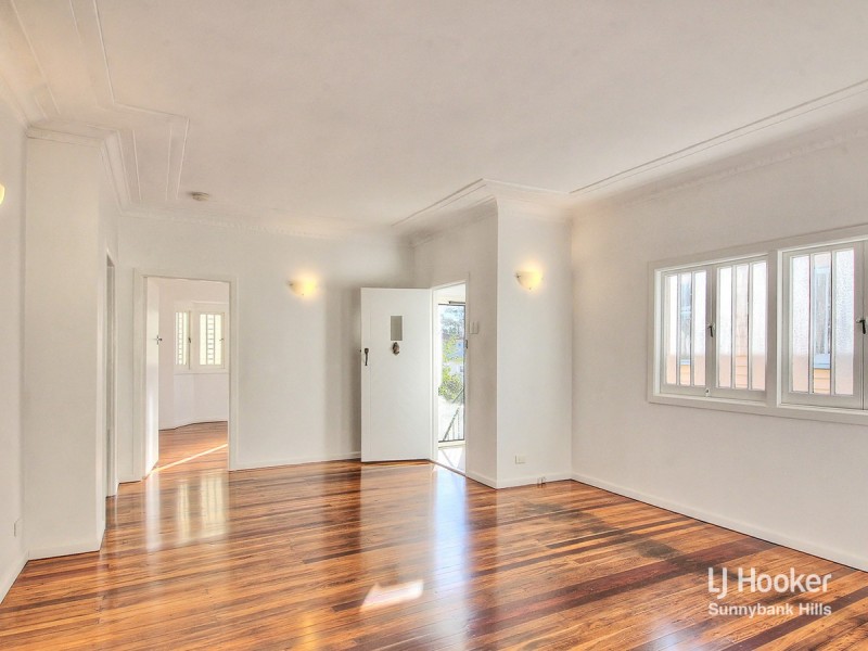 92 Cedar Street, Greenslopes QLD 4120