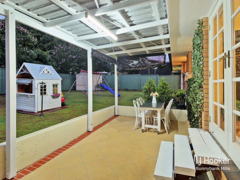 12 Sherrington Street, Sunnybank QLD 4109