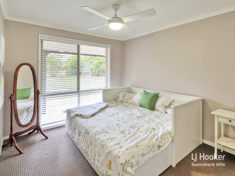 6 Lowrie Court, Cleveland QLD 4163