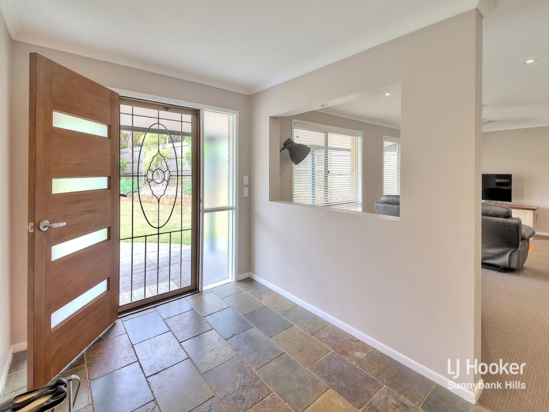 6 Lowrie Court, Cleveland QLD 4163