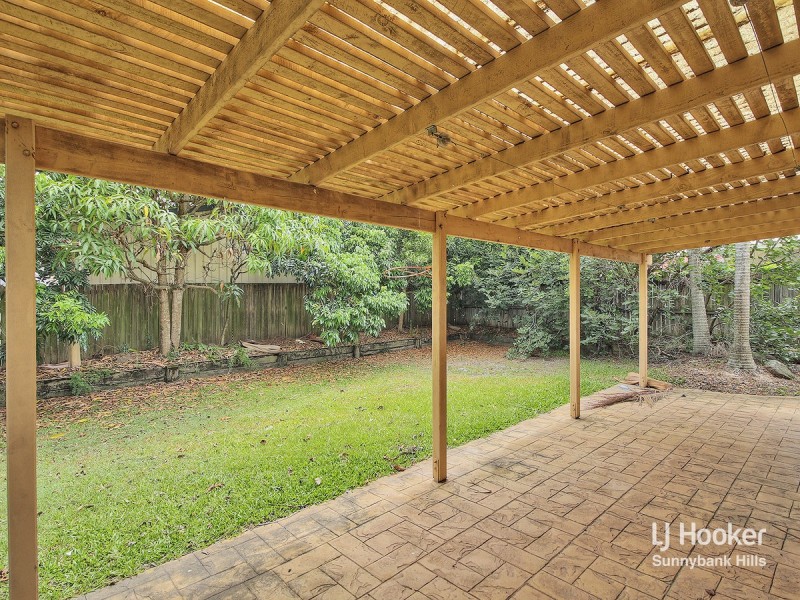 12 Corypha Crescent, Calamvale QLD 4116
