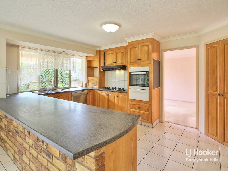 12 Corypha Crescent, Calamvale QLD 4116
