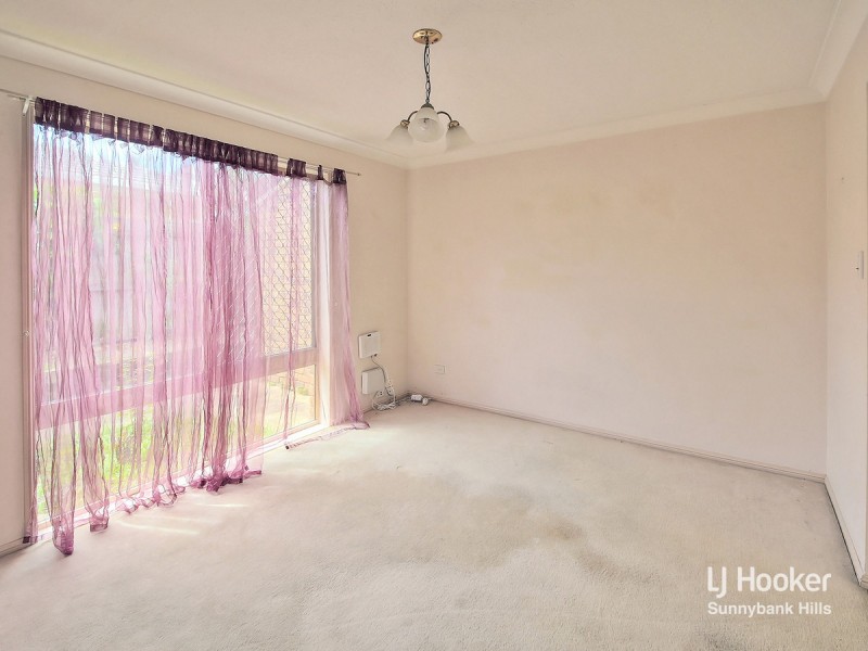 12 Corypha Crescent, Calamvale QLD 4116