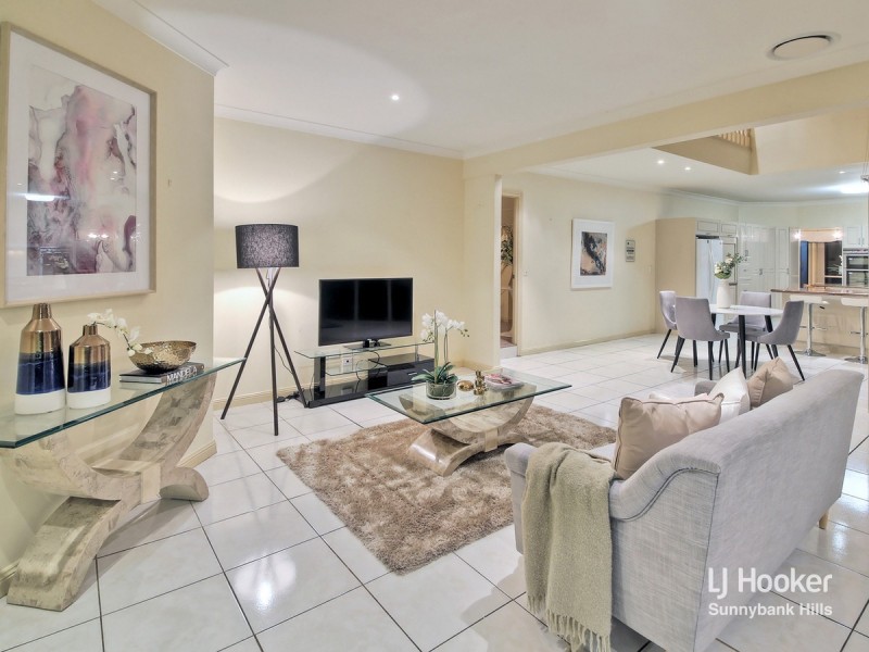 102 The Avenue, Sunnybank Hills QLD 4109