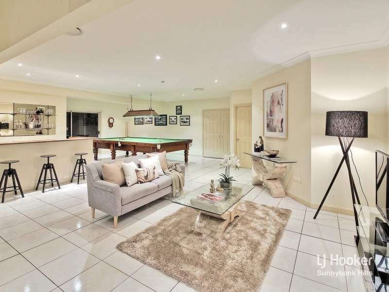 102 The Avenue, Sunnybank Hills QLD 4109